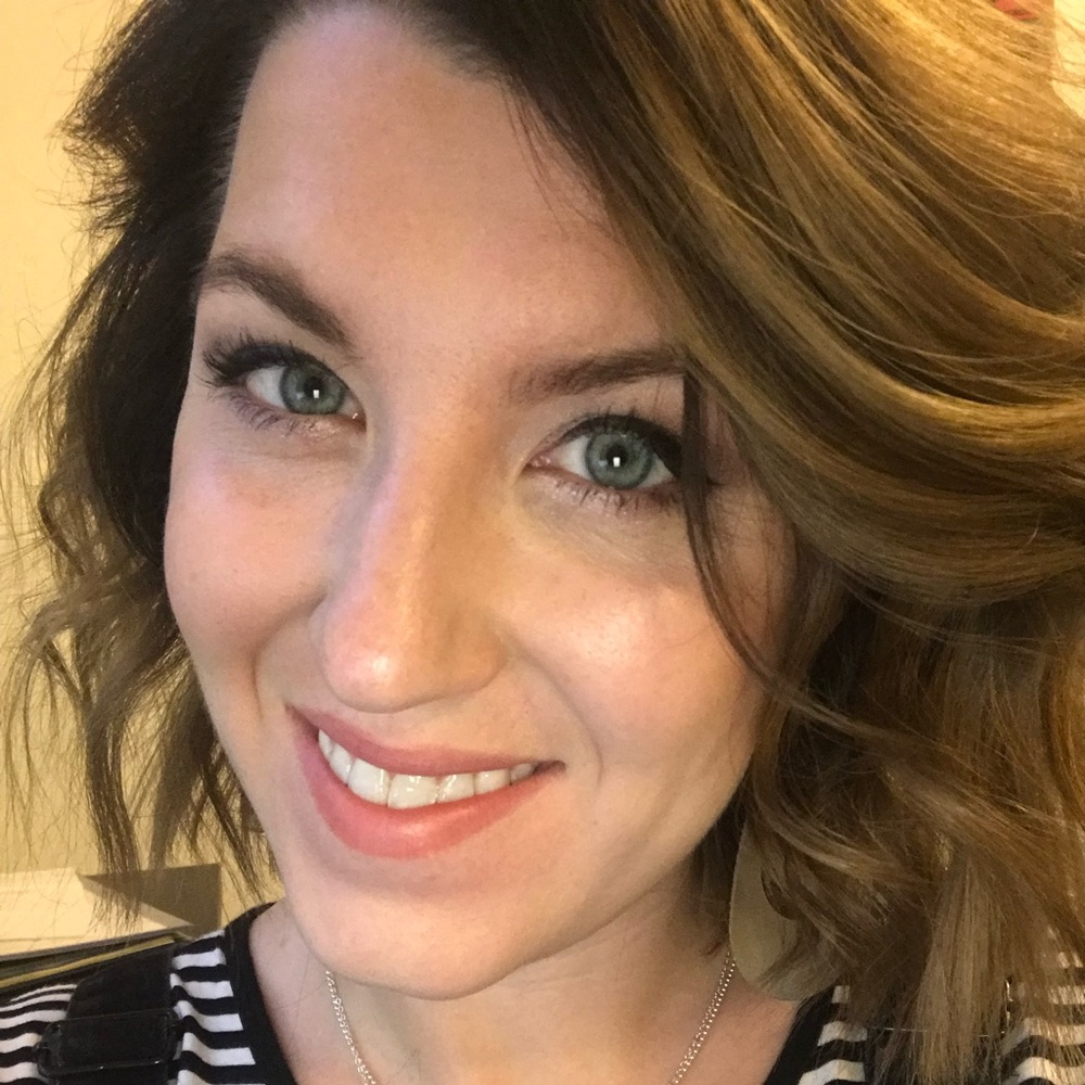 Meet your Posher, Whitney